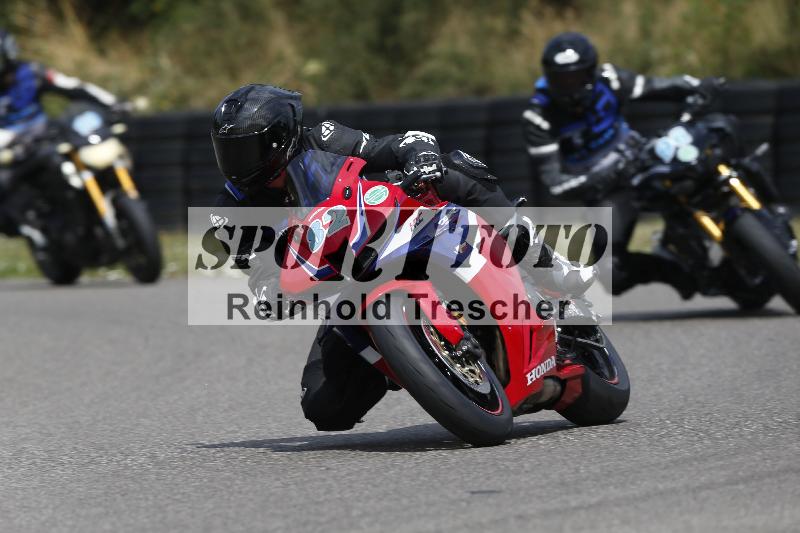 /30 23.06.2025 Get Faster Caremotion ADR/Rider Academy gruen/82